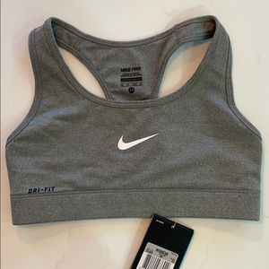 Nike Pro Sports Bra